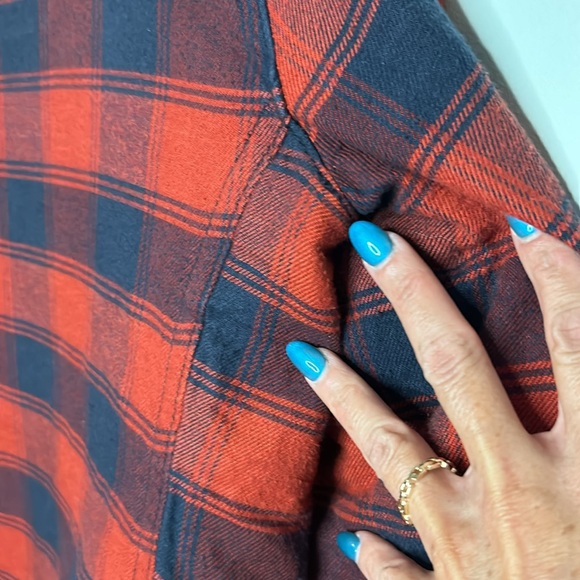 Abercrombie and Fitch Lined Button Down Flannel - Picture 12 of 16